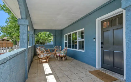 Residential Premium Image