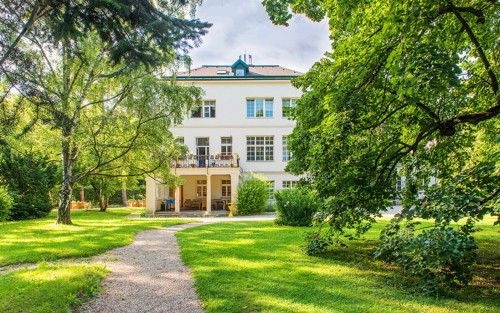 Residential Premium Main Image