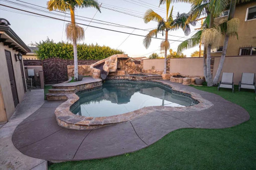 Residential Premium Image