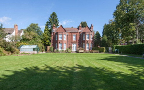Residential Premium Main Image