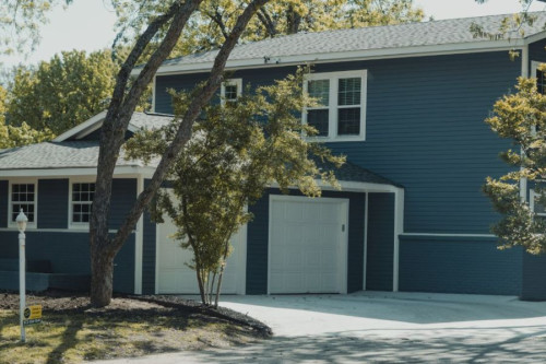 Residential Premium Main Image