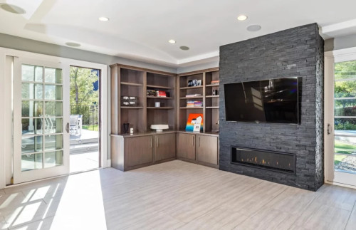 Residential Premium Image