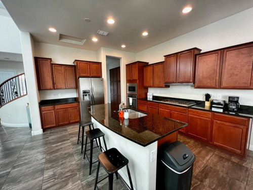 Residential Premium Main Image