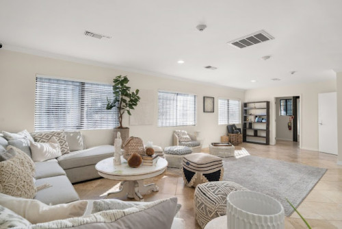 Residential Premium Image