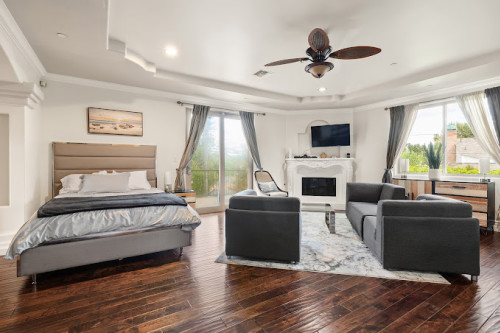 Residential Premium Image