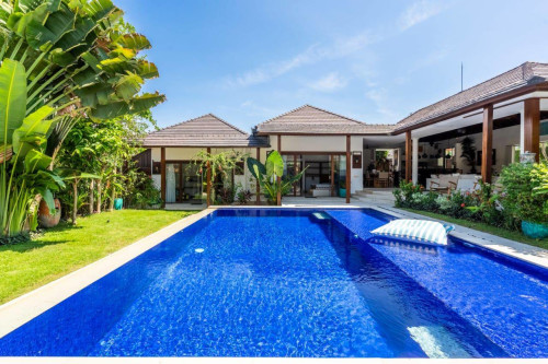 Residential Premium Image