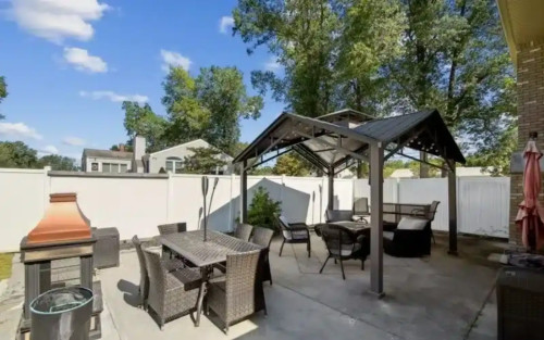 Residential Premium Image