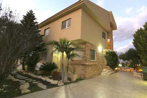 Residential Premium Main Image