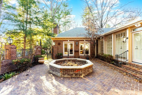 Residential Premium Image