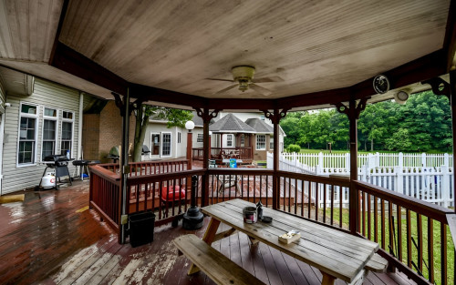 Residential Premium Image