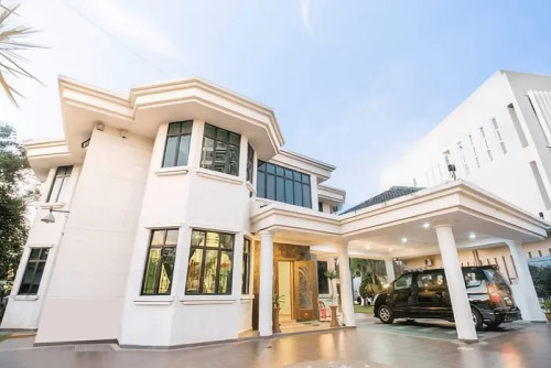 Residential Premium Main Image
