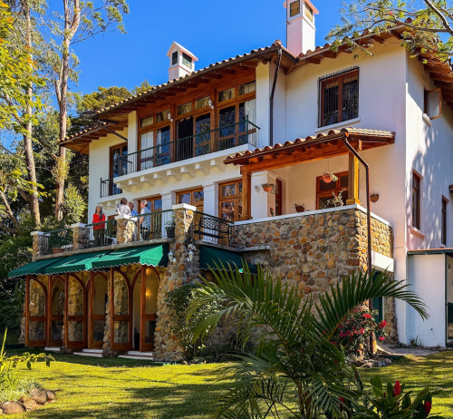 Residential Premium Main Image