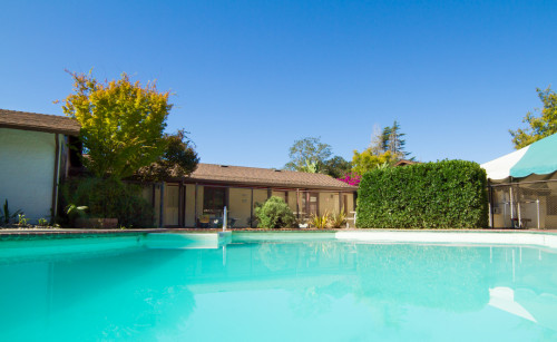 Residential Premium Image