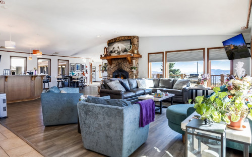 Residential Premium Image