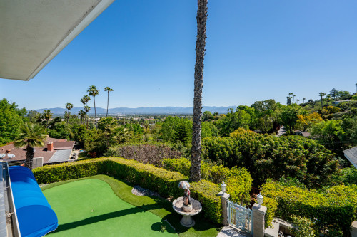 Residential Premium Image