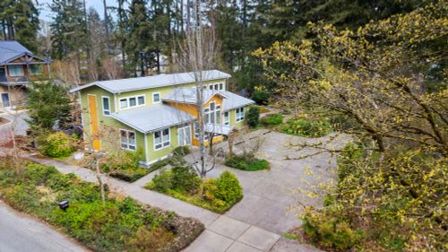 Residential Premium Main Image