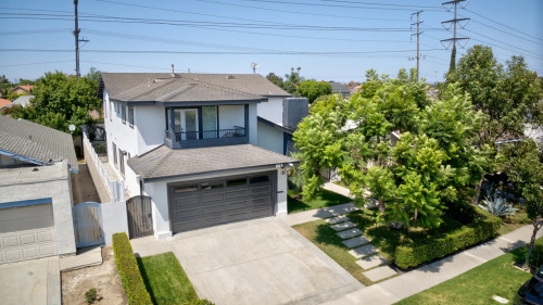 Residential Premium Image