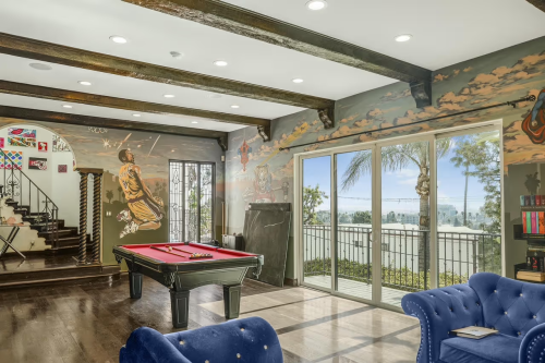 Residential Premium Image