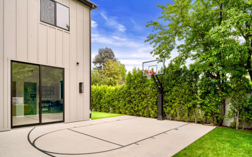 Residential Premium Image