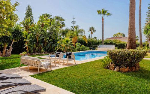 Residential Premium Image