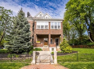 Residential Premium Main Image
