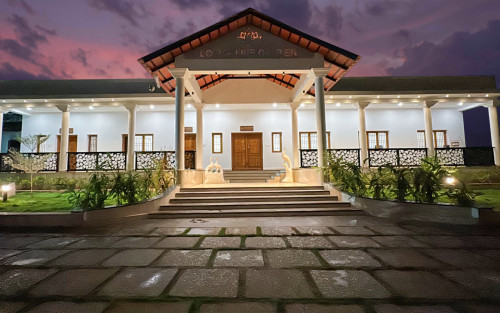 Residential Premium Main Image