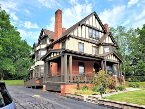 Residential Premium Main Image