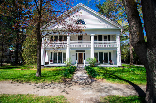 Residential Premium Main Image