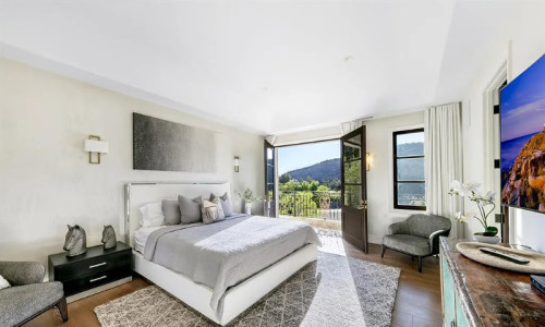Residential Premium Image