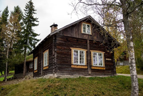 Residential Premium Image