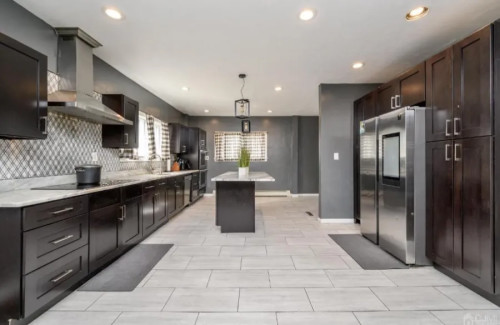 Residential Premium Image