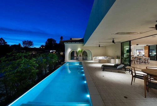 Residential Premium Image