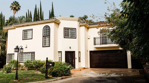 Residential Premium Main Image