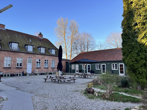 Residential Premium Image
