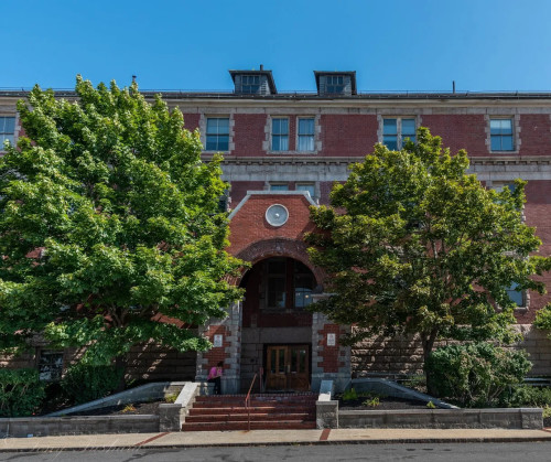 Residential Premium Main Image