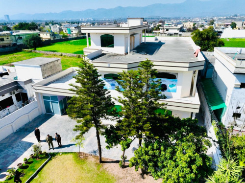 Residential Premium Image