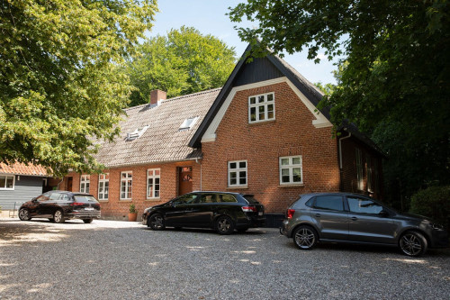 Residential Premium Main Image