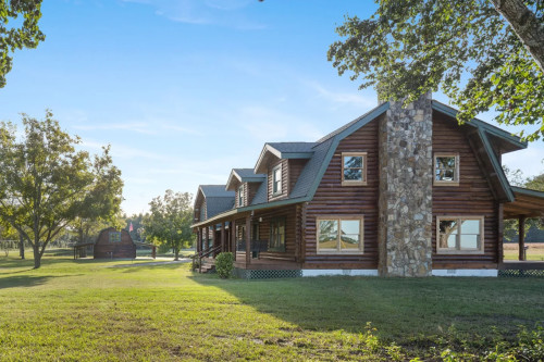Residential Premium Image