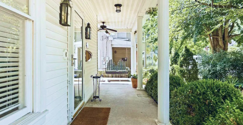 Residential Premium Image