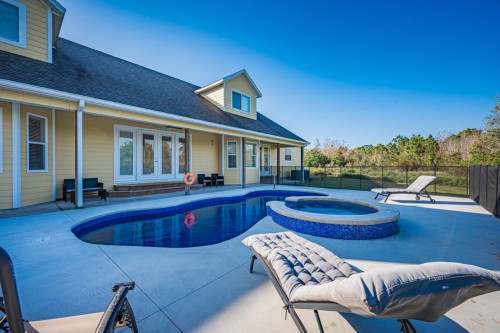 Residential Premium Image