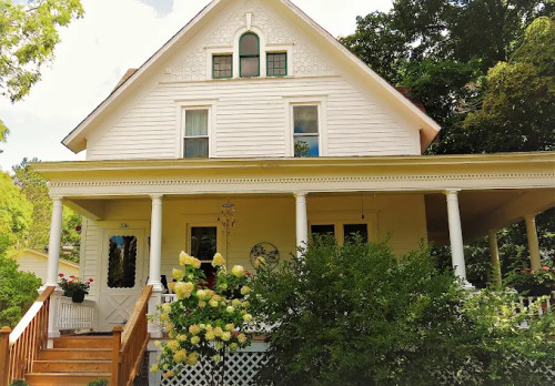 Residential Premium Image