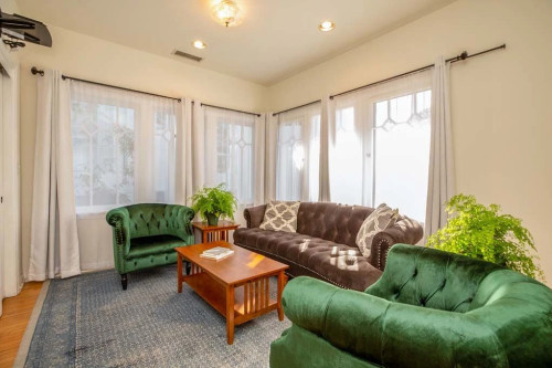 Residential Premium Image