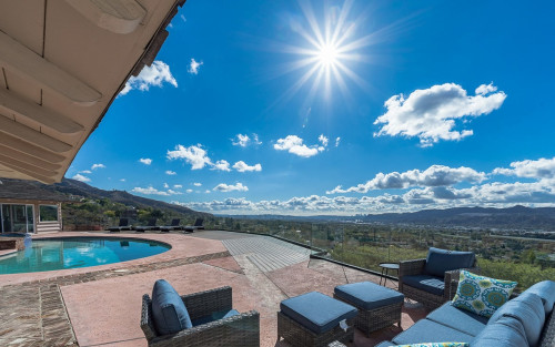 Residential Premium Image