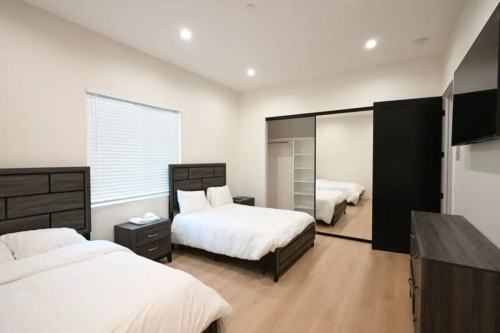 Residential Premium Image