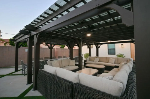 Residential Premium Image