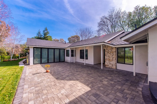 Residential Premium Main Image