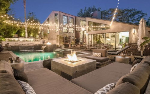 Residential Premium Image