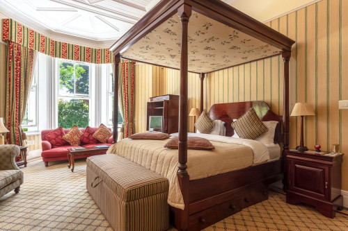 Residential Premium Image