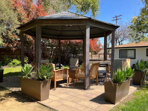 Residential Premium Image