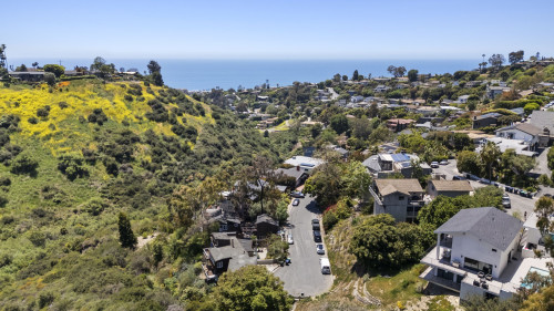 Residential Premium Image
